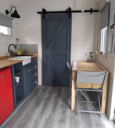 Tiny House a metros del Lago Nahuel Huapi para 2 personas