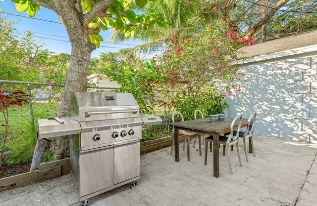 Tiny Retreat in Great Location