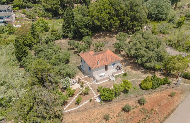 To Pournari Beachside Garden House