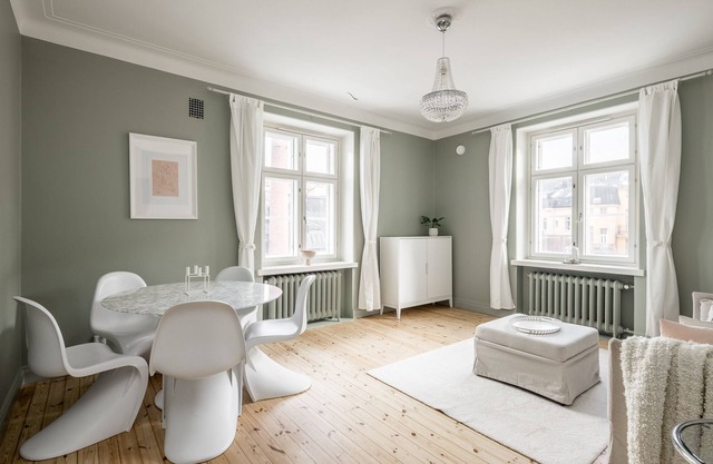 Top floor apartment with 3 bedrooms in the heart of Helsinki