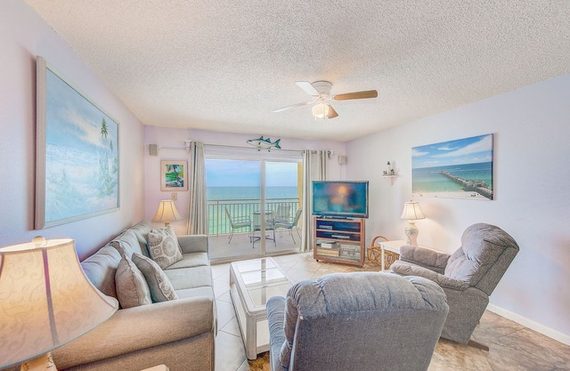 Top Floor! Direct Beachfront, Sleeps 10! Heated Pool 605