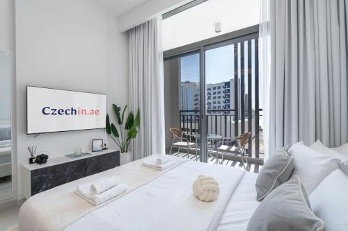 TOP Location and Work and Chill near Miracle Garden