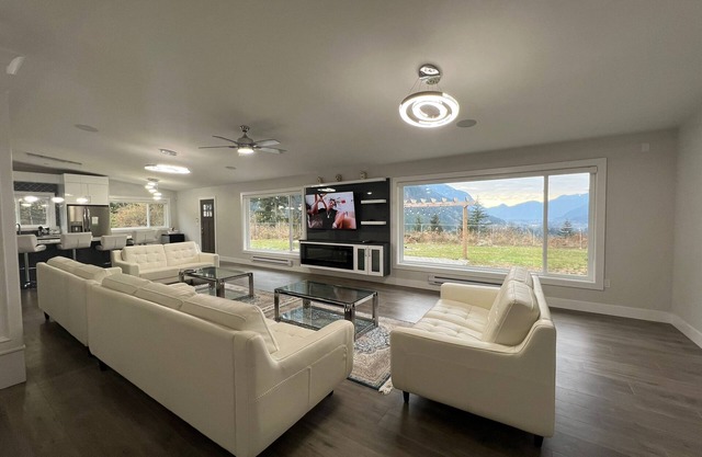 Top Of Hope Mountain Amazing View Villa