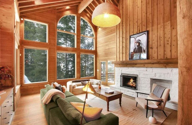 *TOP TIER* SUNDANCE LODGE - 7 Bed, 7 Bath, MOUNTAIN VIEWS