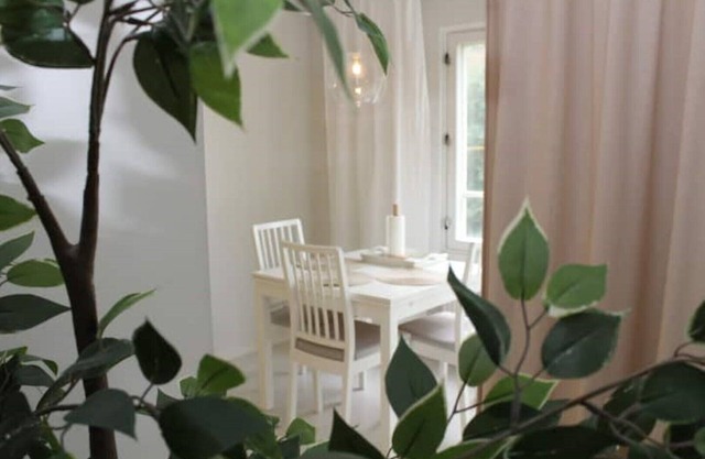 TopFloor Studio | Park View | Metro | 10min to Sea