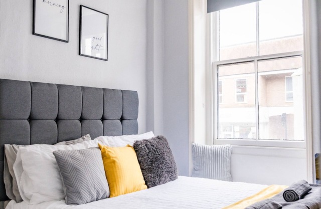 Town Centre Apartment | Sleeps 2-4 | Trendy | Modern | Ideal Getaway