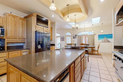 Town of Ocean View - 8 Elliott Ave