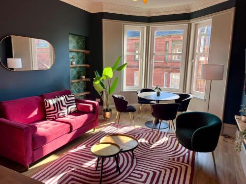 Townhead Jewel by Coorie Doon Stays