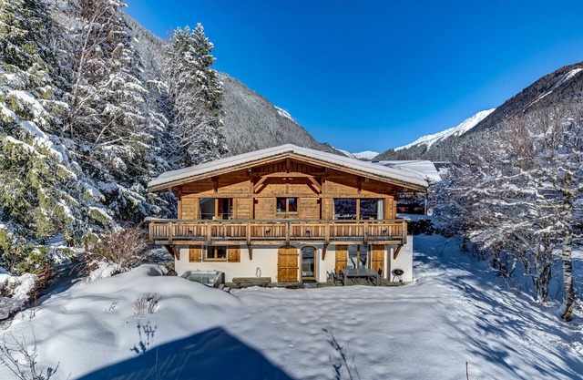 Traditional Chalet close to Flegere Lift Station