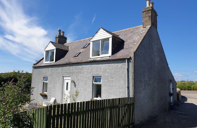 Traditional detached farmhouse, pet friendly