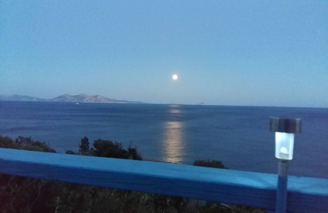 traditional house near the beach!quiet location.