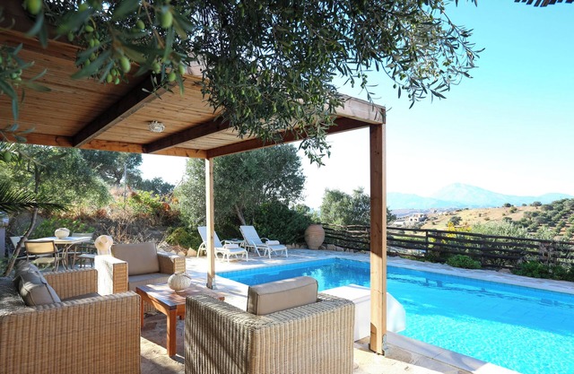 Traditional villa in a serene environment with amazing sea view in Listaros