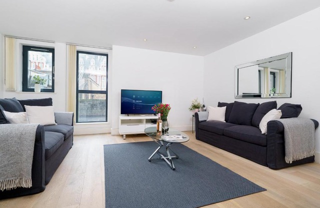 Trafalgar SQ 1 Bedr, 3 Beds sleeps 6