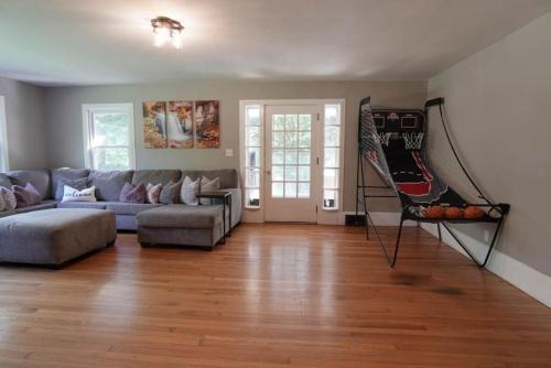 Trail-Ready Retreat near Waterfalls w/Hot Tub