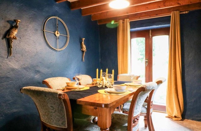 Tranquil six Sleeper Cottage on a Farm With Pool