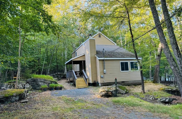 Tranquility in the Pocono mountains of Masthope and Ski Big Bear.