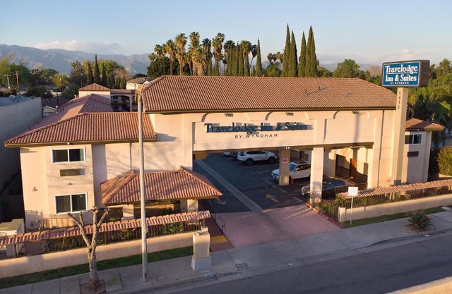 Travelodge Inn & Suites by Wyndham West Covina