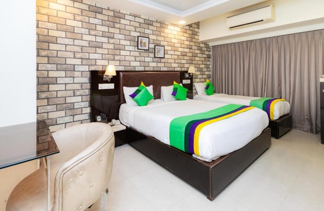 Treebo Laaiba Residency