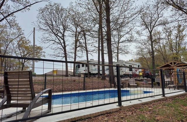 Treetopper Fully Set up Tent Site with BBQ, Firepit, Outdoor Pool & Hiking