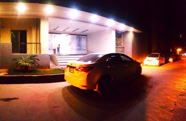 Tremendous 4-bedroom apartment with AC in Islamabad