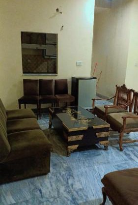 Trendy Apartment Near Canal Road