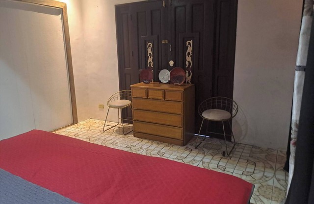 Tribal Bliss Private Resort in Lipa Batangas, a Privat Guest Room With Pool