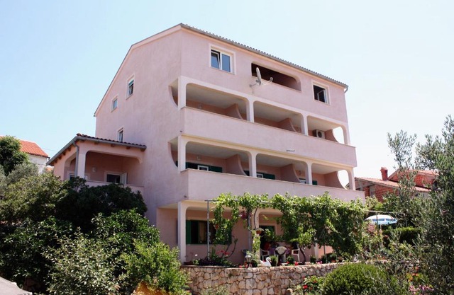 Triple Room Barbat 5070e