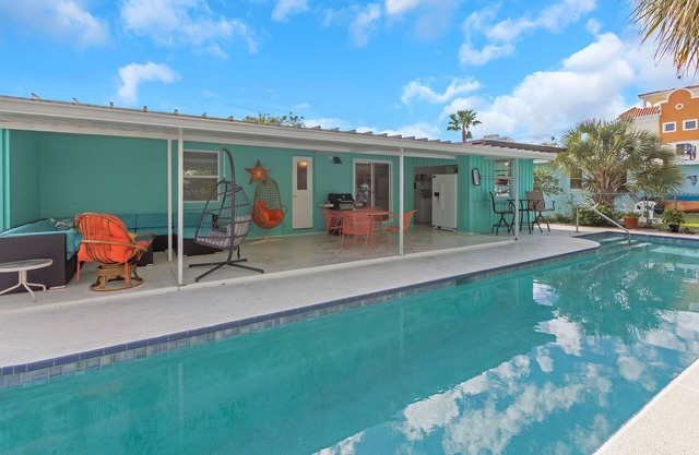 Tropical house at the beach, on a barrier island!