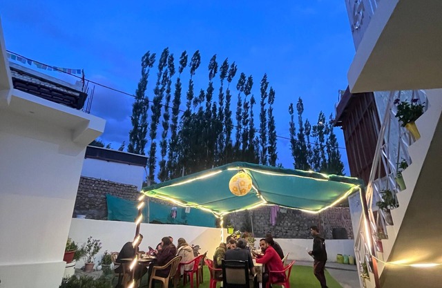 Tsetanguesthouse