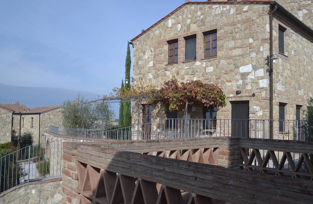 Tuscan Family Haven, Asciano