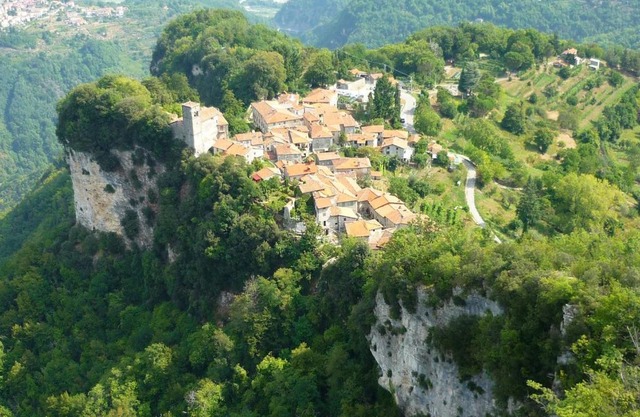 Tuscan Hilltop