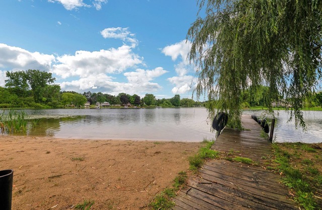 Twilight Cove: Crisp Air, Colorful Leaves & Lakeside Tranquility