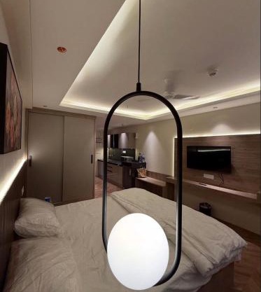 TWILIGHT LUXURY STAYz