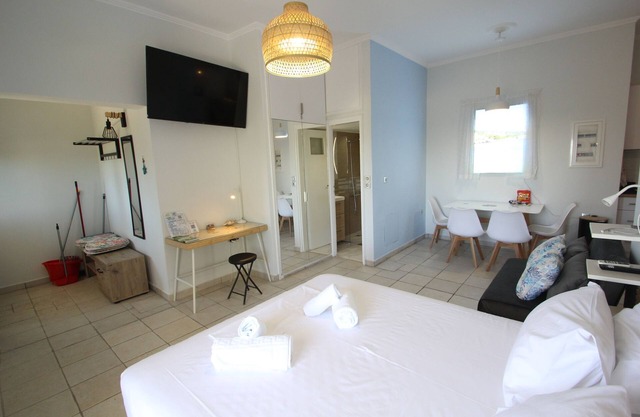 Twins House by Frangki