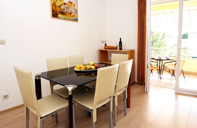 Two bedroom apartment with terrace Žaborić, Šibenik (A-468-c)