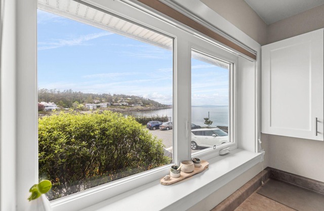 Two-bedroom 'modern beach cottage' style suite in newer built home