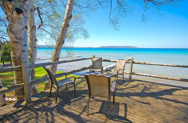 Two classic lakefront cottages with a dock - washer/dryer, firepit, water views