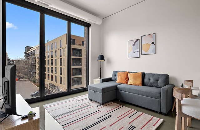 TWO CozySuites NLG - Modern condo 14 and 15