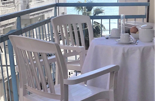 Two-room apartment by the sea in Alassio