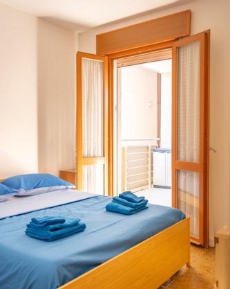 Two steps from the sea Puccini seahouse