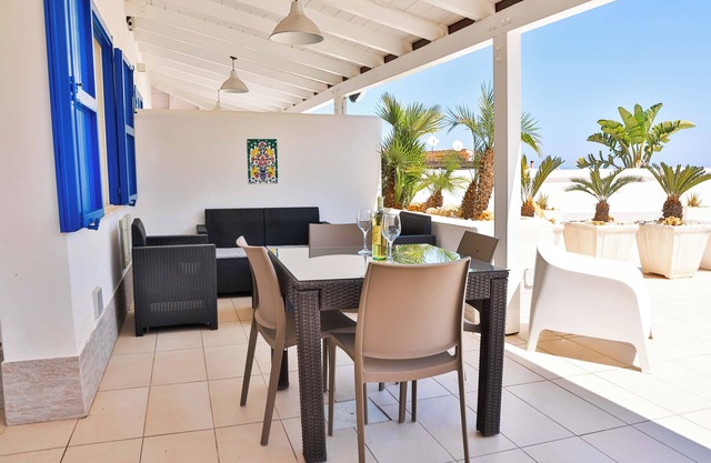 Typical house 150 meters from the sea wi fi car rental