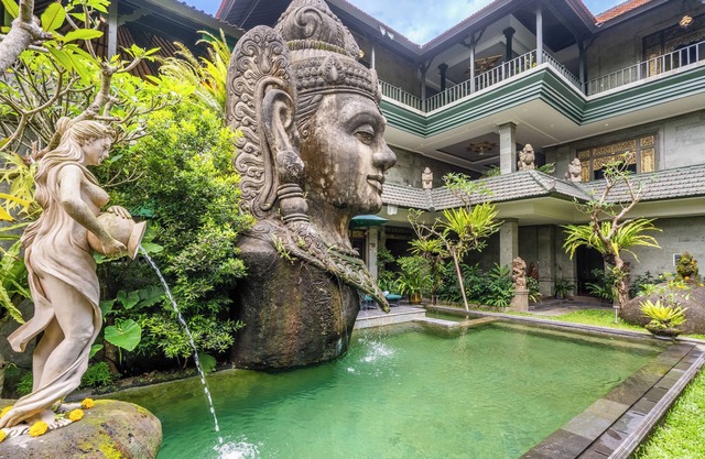 UB9001-9 Bedroom Villa with Yoga Shala in Ubud