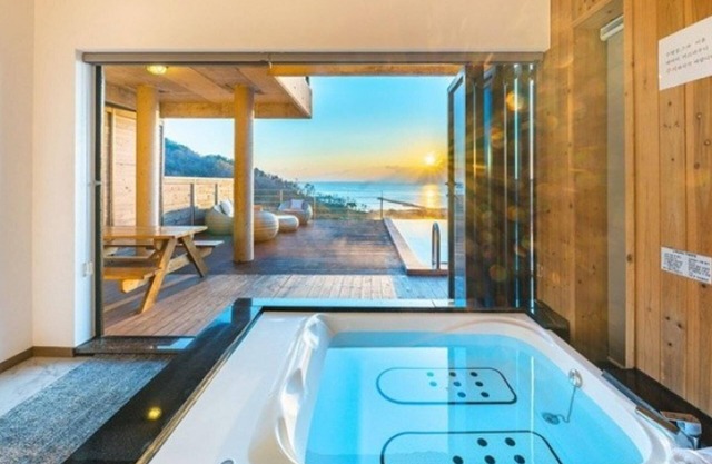 Uljin Beatrice Pool Villa