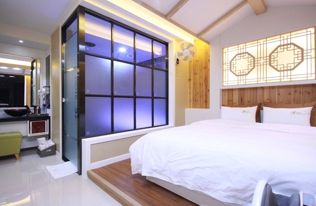 Ulsan KTX Station G and G