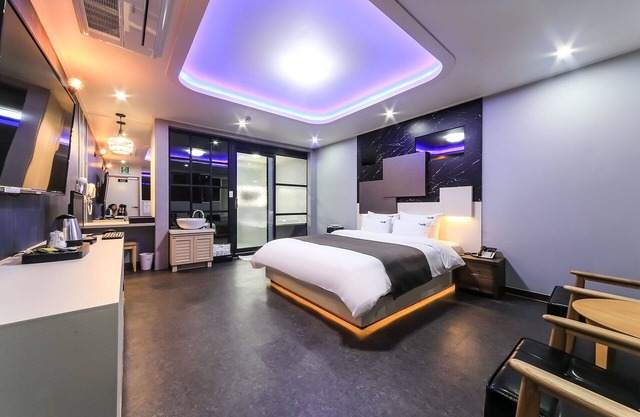 Ulsan Yeongnam Alps Dragonfly