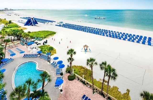ULTIMATE BEACH GETAWAY!!! - TradeWinds, St, Pete Beach Florida