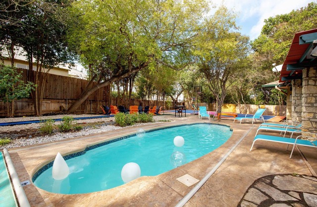 Ultimate Family Fun: Theatre, Pool, Games, Hot Tub