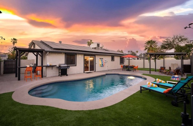 Ultimate Game House: Heated pool