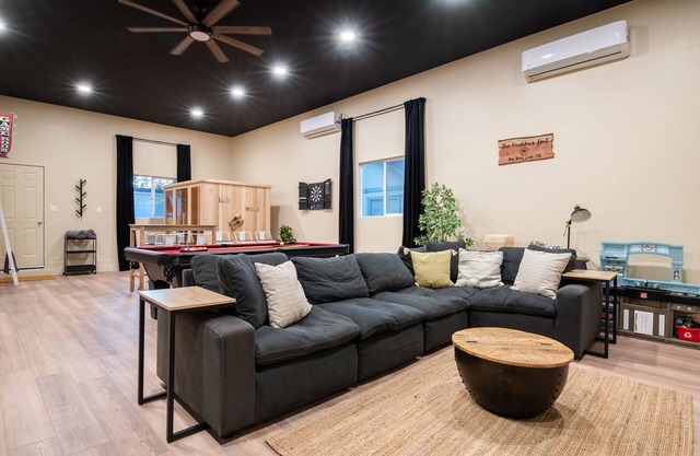 Ultimate Retreat: Sauna Hottub Game Room EV Fenced