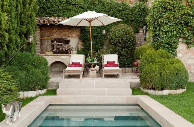 Umbria villa with pool